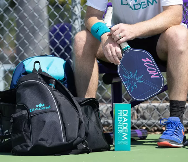 Diadem Icon Mid Weight Pickleball Paddle (Miami Vice) 5 Diadem Icon Mid Weight Pickleball Paddle (Miami Vice) - Image 3